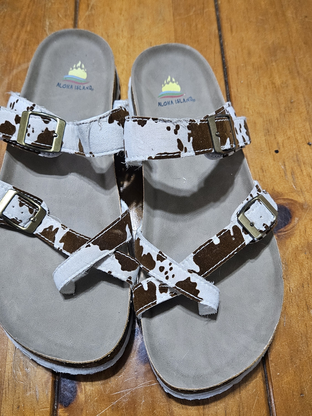 Aloha Island Cow Print Womens Sandals Size 11 Boho Western Coastal Cowgirl